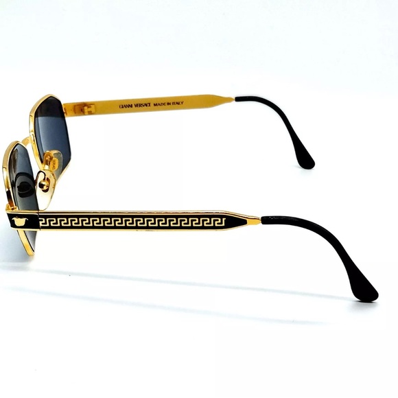 Authentic Gianni Versace Sunglasses  S59 Men's Gold needs new nose pads - Picture 5 of 11